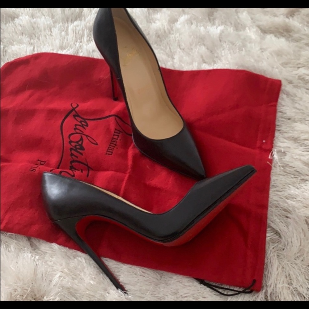 Christian Louboutin So Kate 120 black